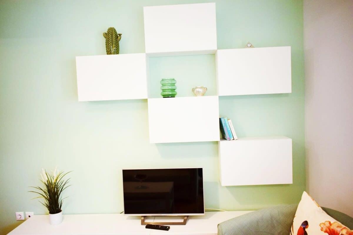 Stylish Apt In The Historic Heart Of The City Atenas Exterior foto